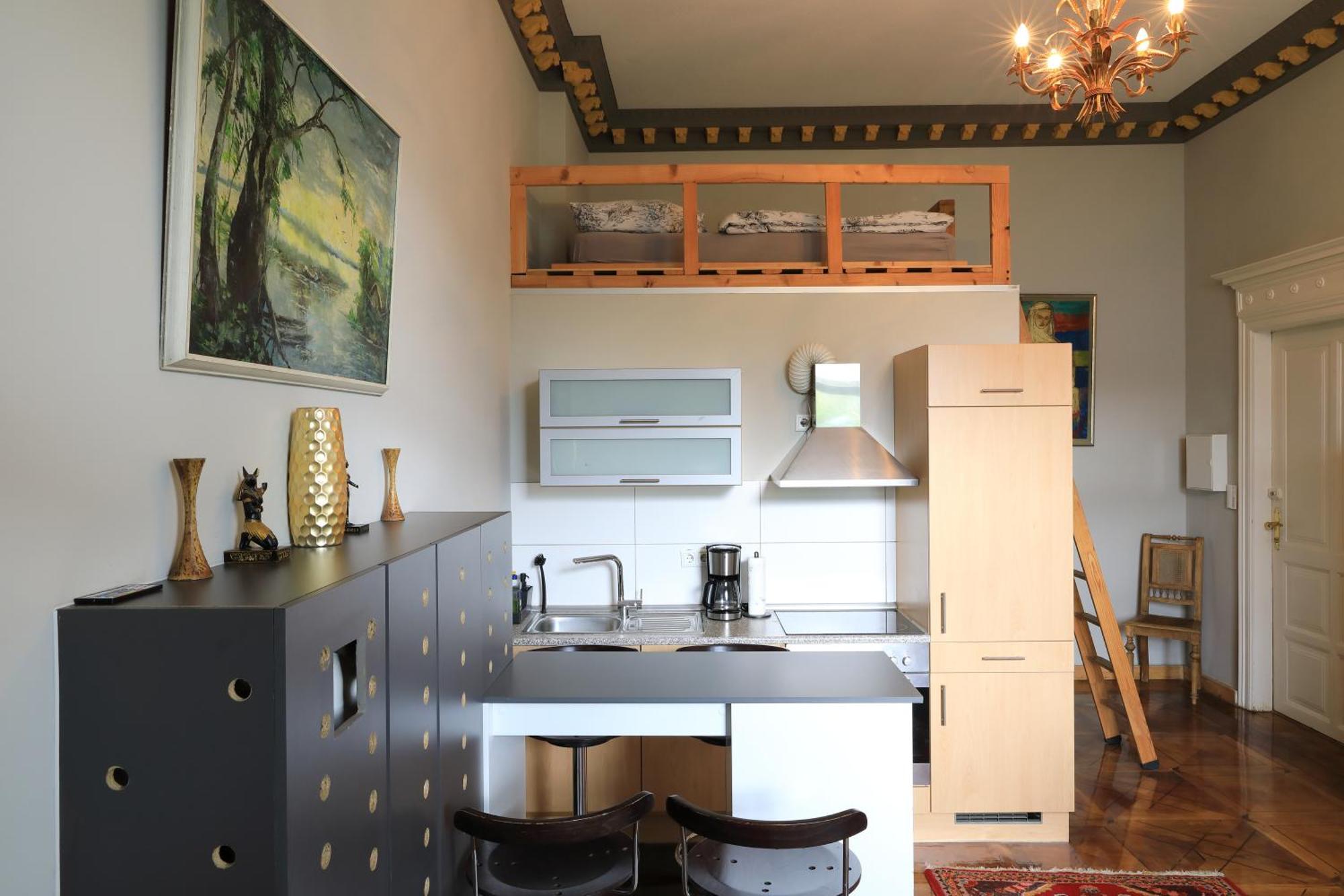 03 Apartment